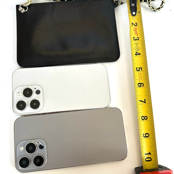 💯 CC Black Leather Cosmetic Pouch On Chain w/ auth card - Picture 9 of 10